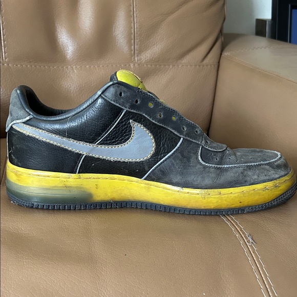 Nike Men's Air Force size 13 Black and Yellow - Picture 8 of 14